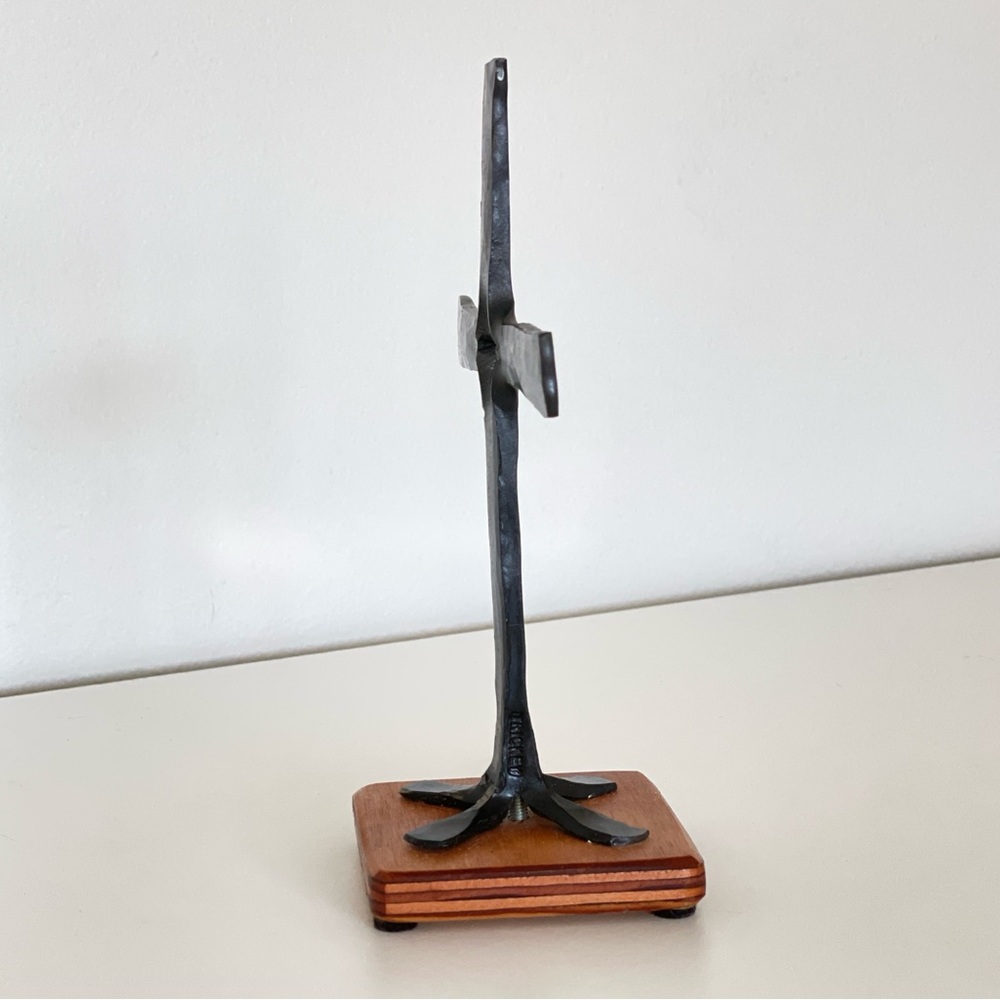 Hand-forged Iron Cross - Rustic Metal Christian Easter Art - 7.75” - Picture 3 of 11